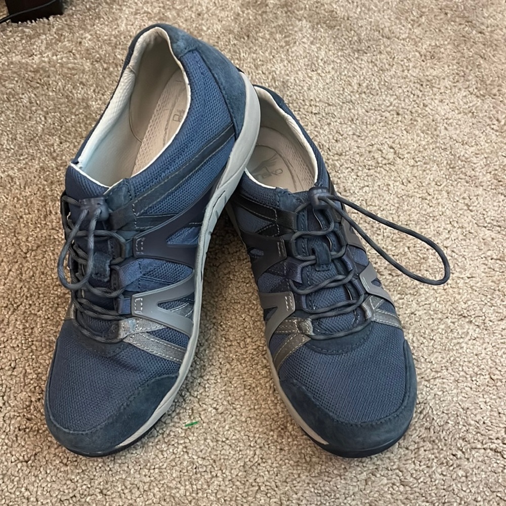 Dansko blue Henriette size 39 shoes